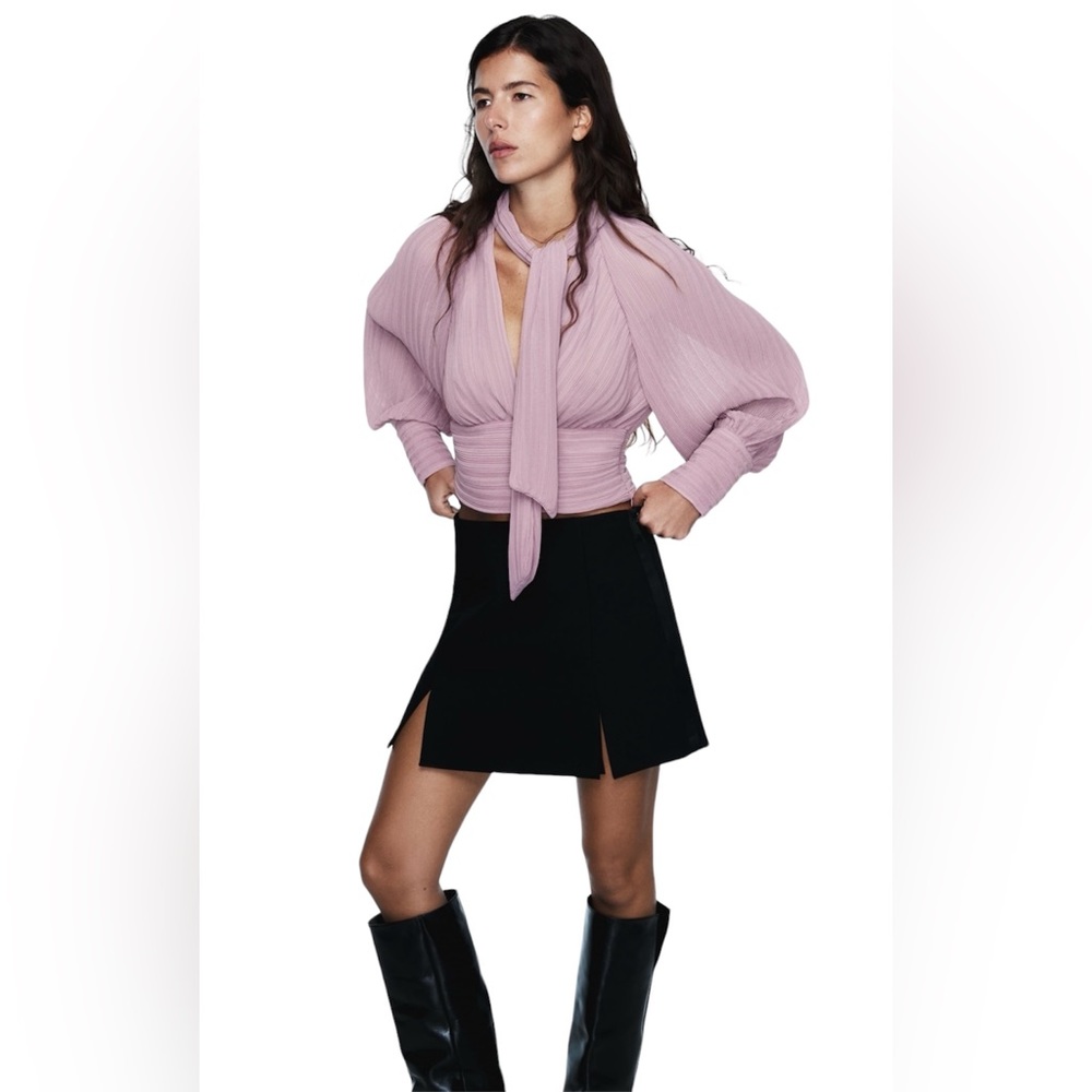 New Zara Medium Lilac Pleated Crop Top Blouse Shawl Long Sleeves Button Cuffs